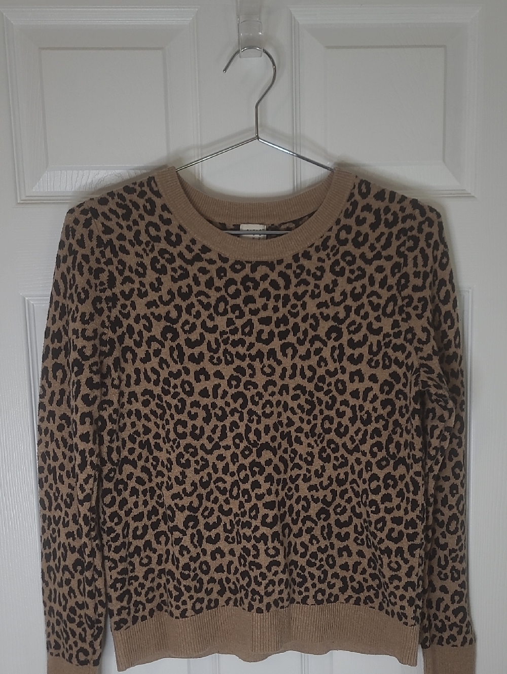 a new day Tan & Black Leopard Print Crewneck Sweater
